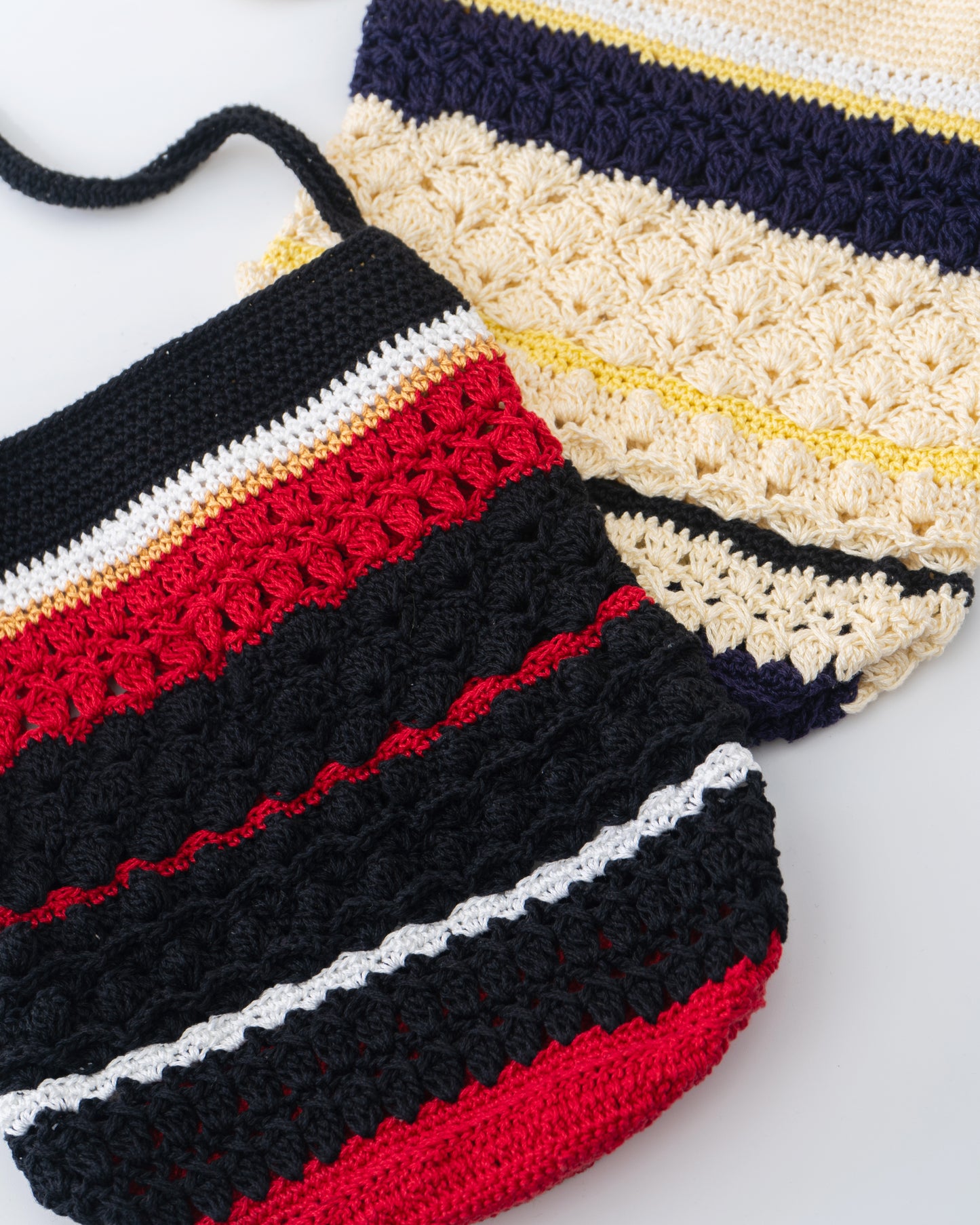 HAND KNITED SHOULDER BAG "CONNIE"