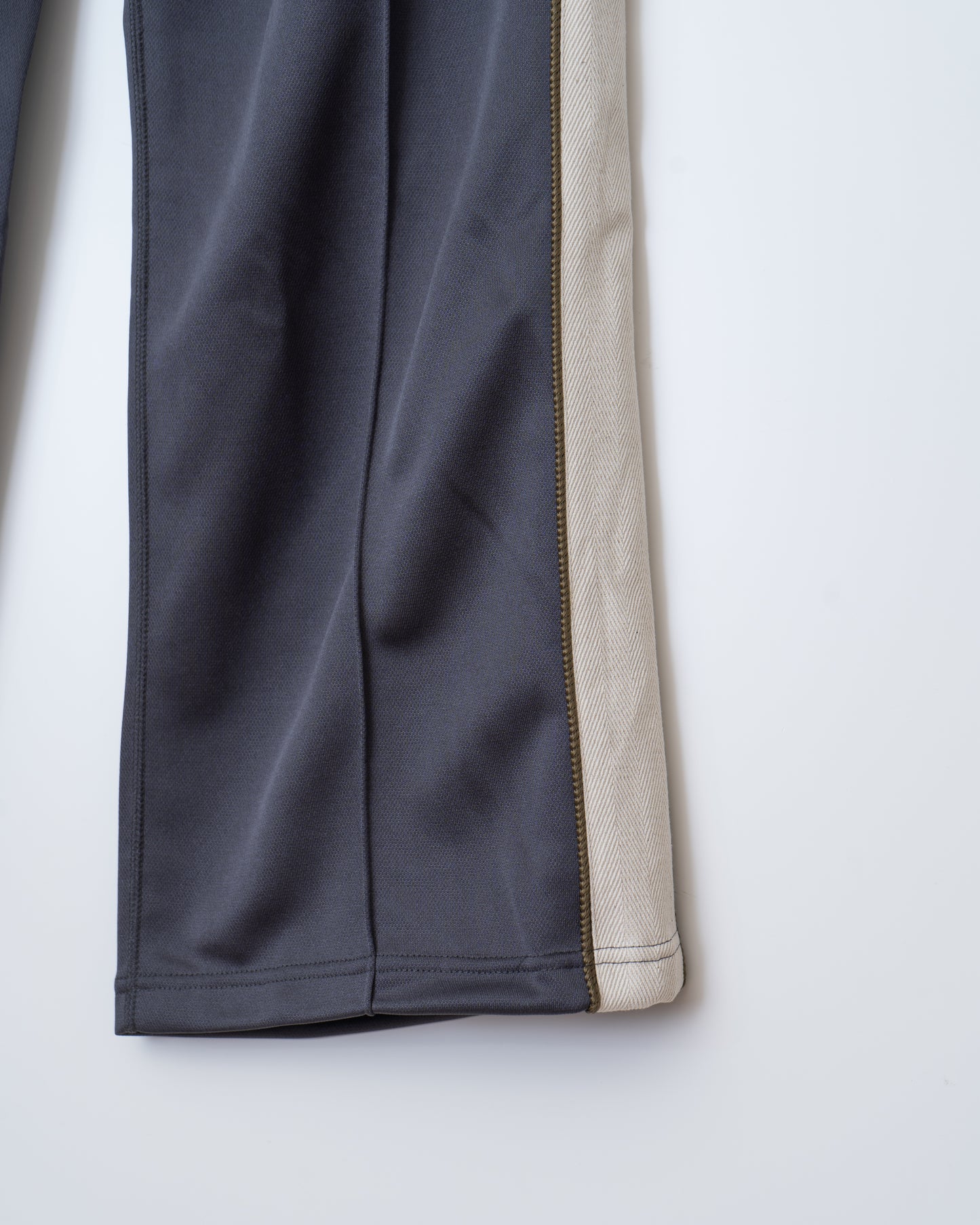 FLARE TRACK PANTS