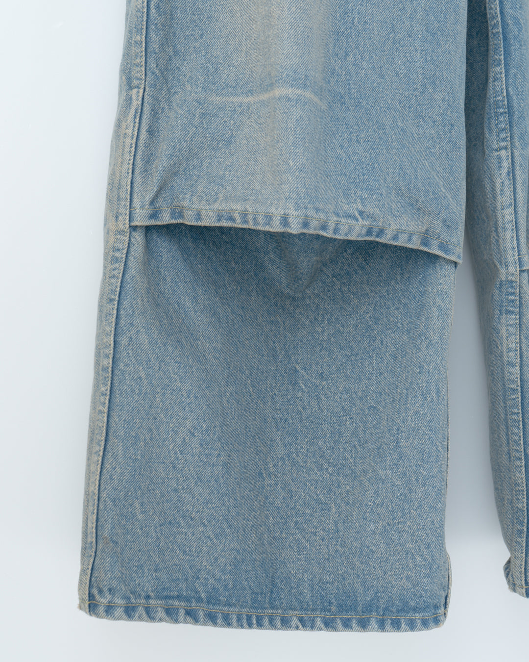 DENIM VENTILATION RAYERED PANTS : DISTRESSED