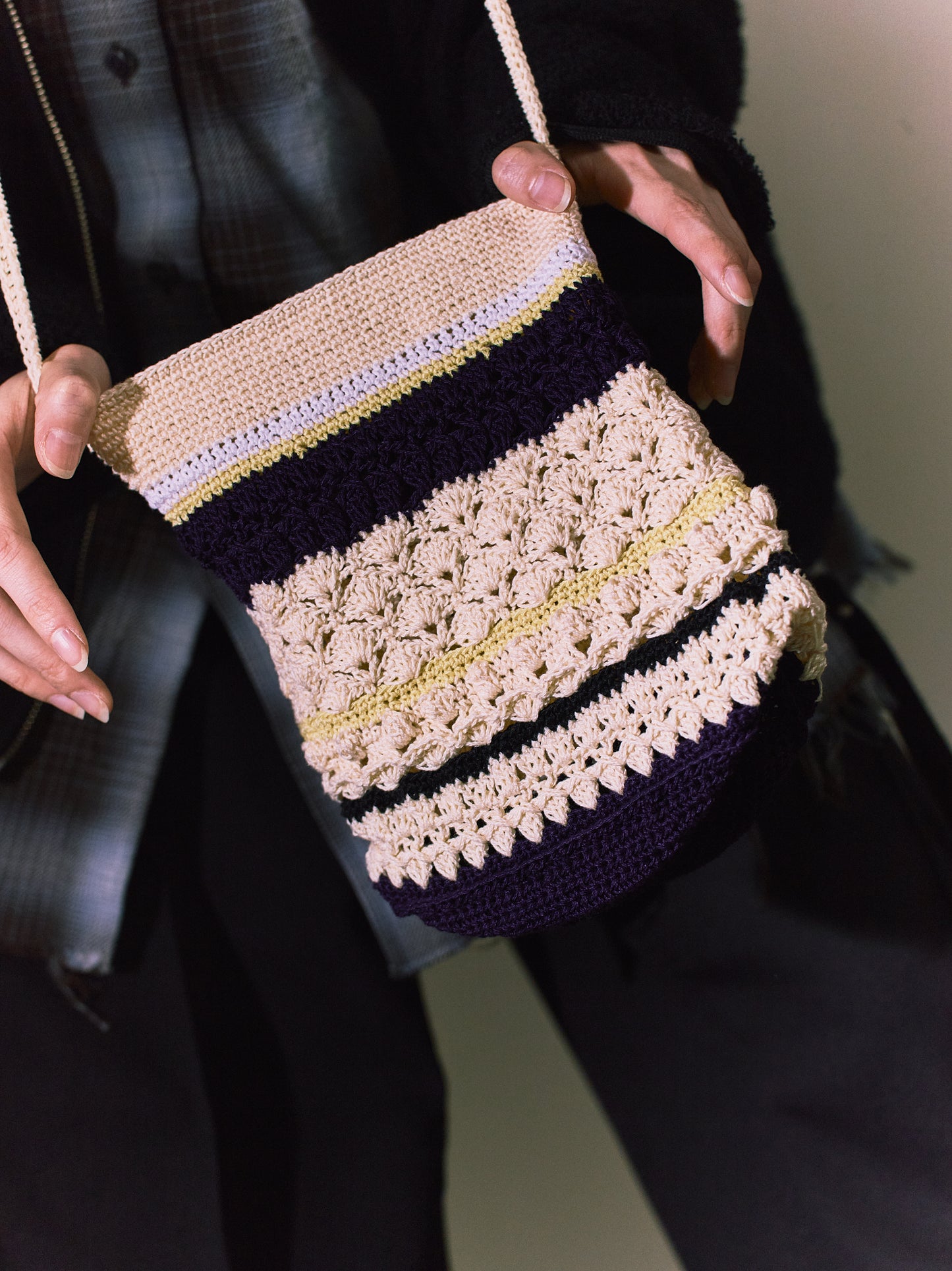 HAND KNITED SHOULDER BAG "CONNIE"