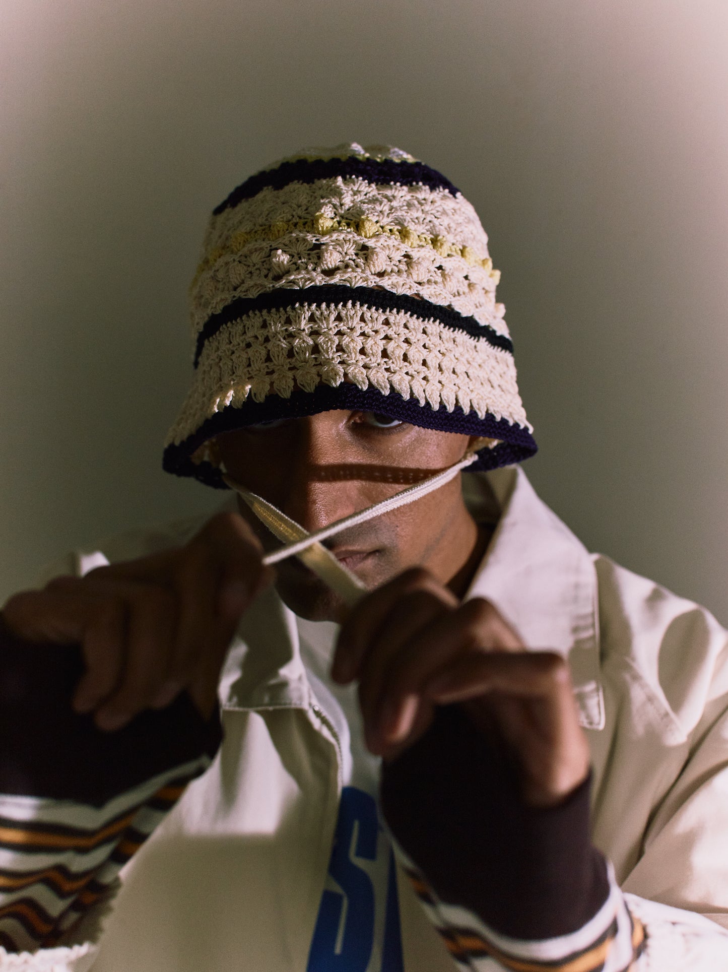 HAND KNITED BUCKET HAT "CONNIE"