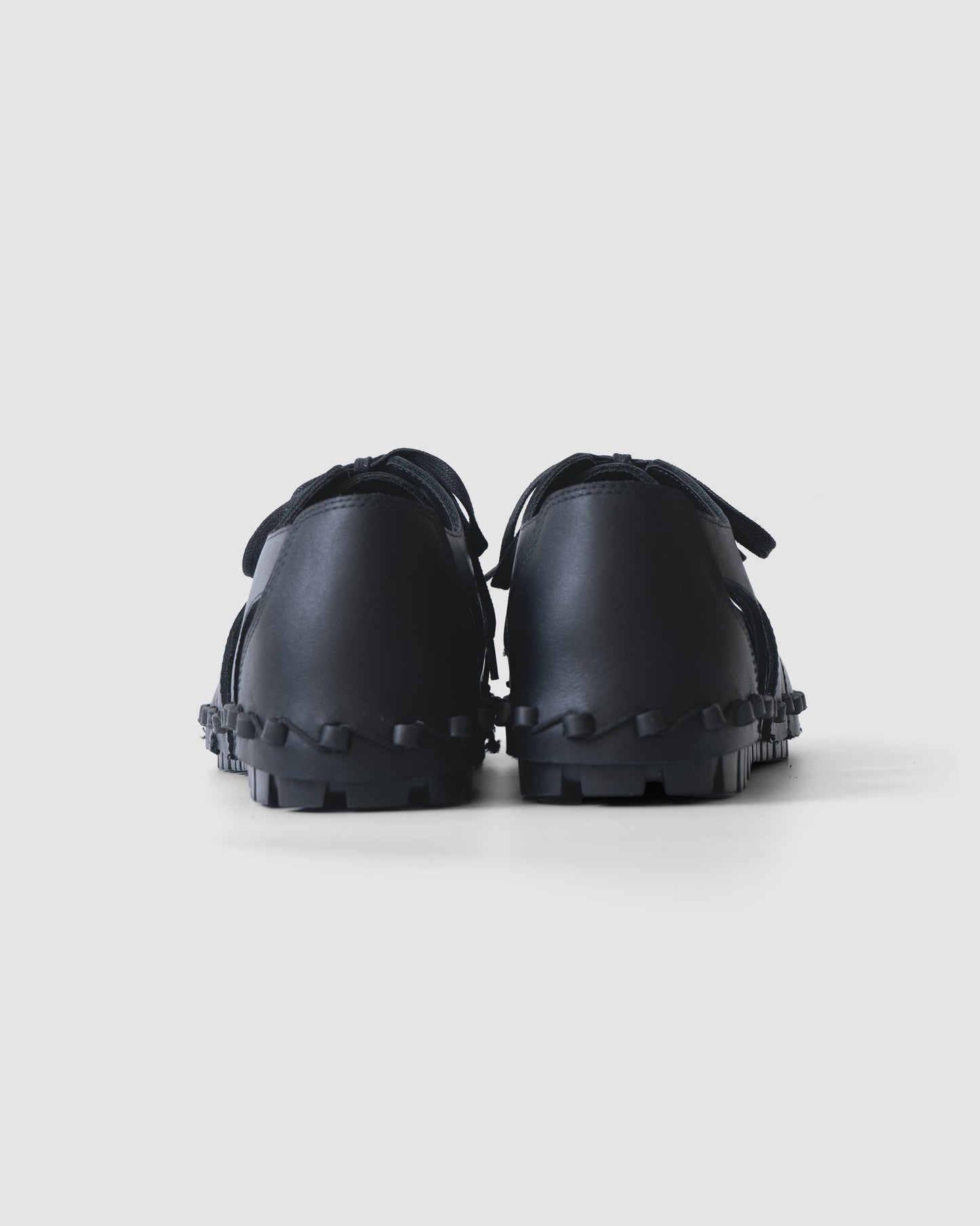 GRUKA CONPONENT SHOES