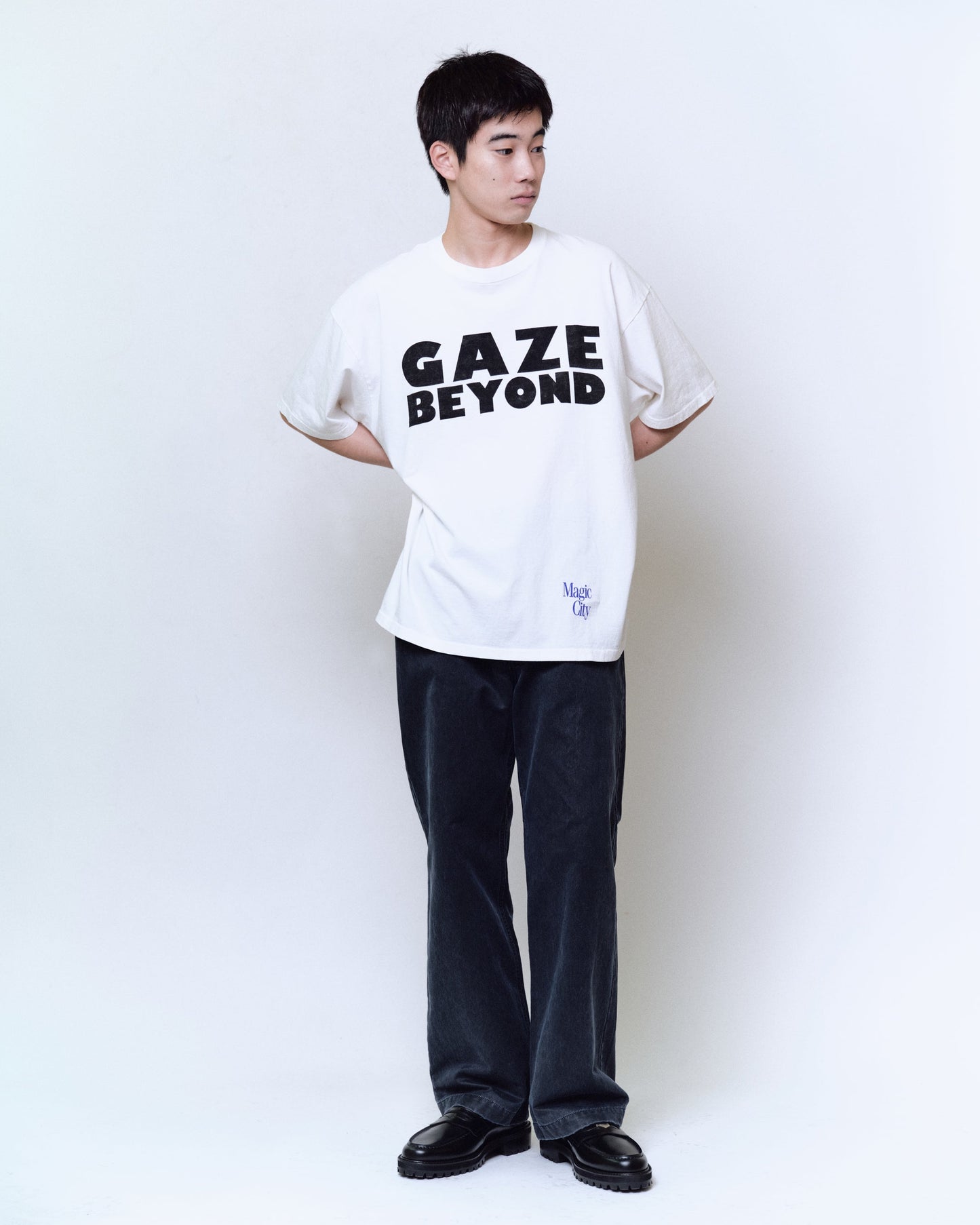 LOOSE FIT PRINT TEE : GAZE BEYOND