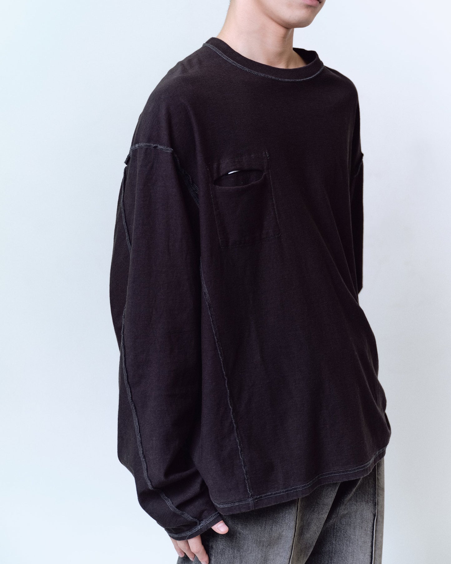 REVERSIBLE LOOSE FIT LONG SLEEVE TEE