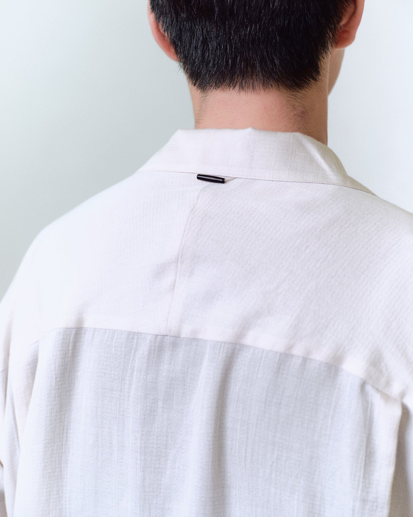 DOBBY SATIN PULLOVER SHIRT