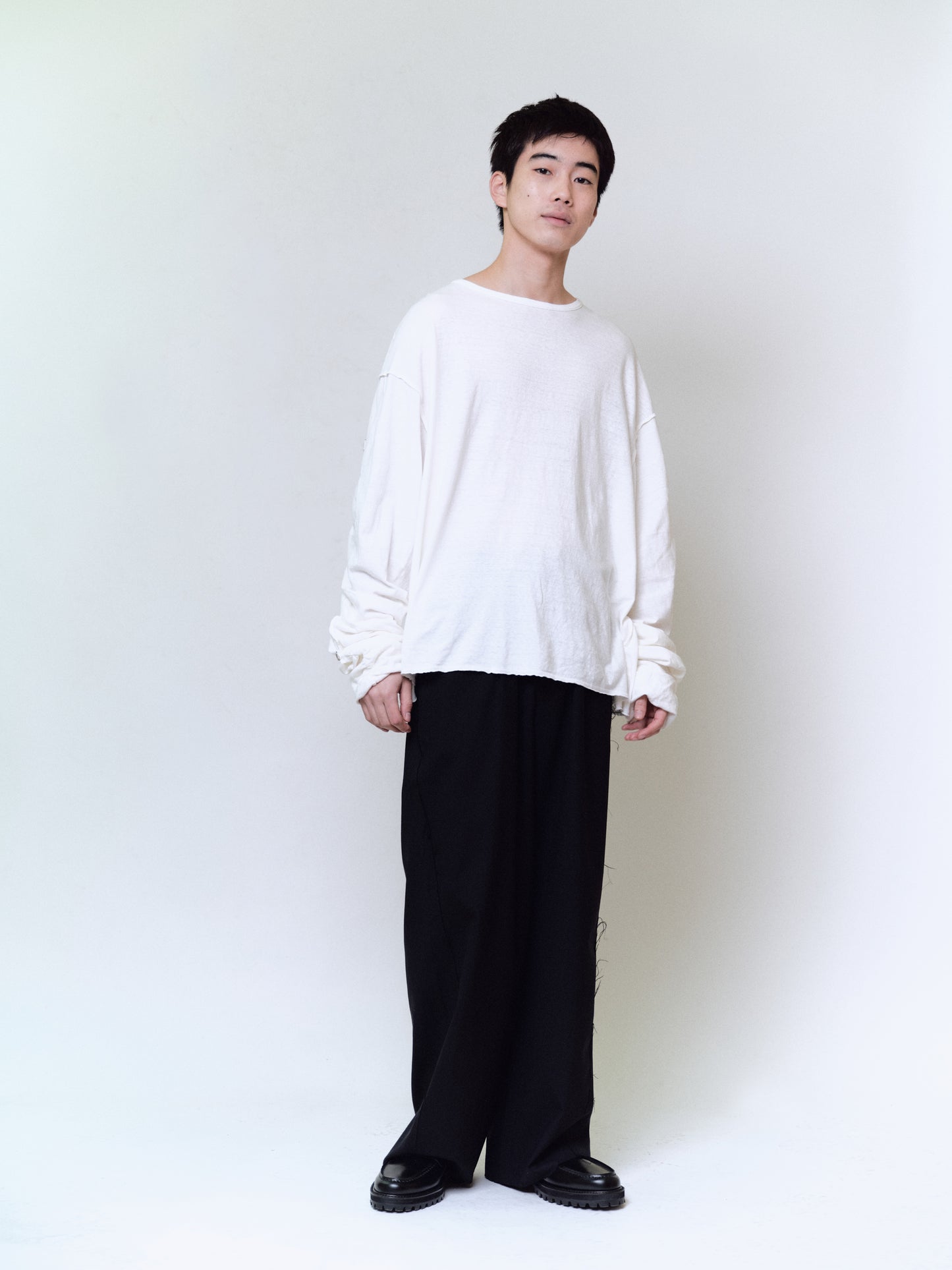 GATHERED LONG SLEEVE TEE : MUSLIN