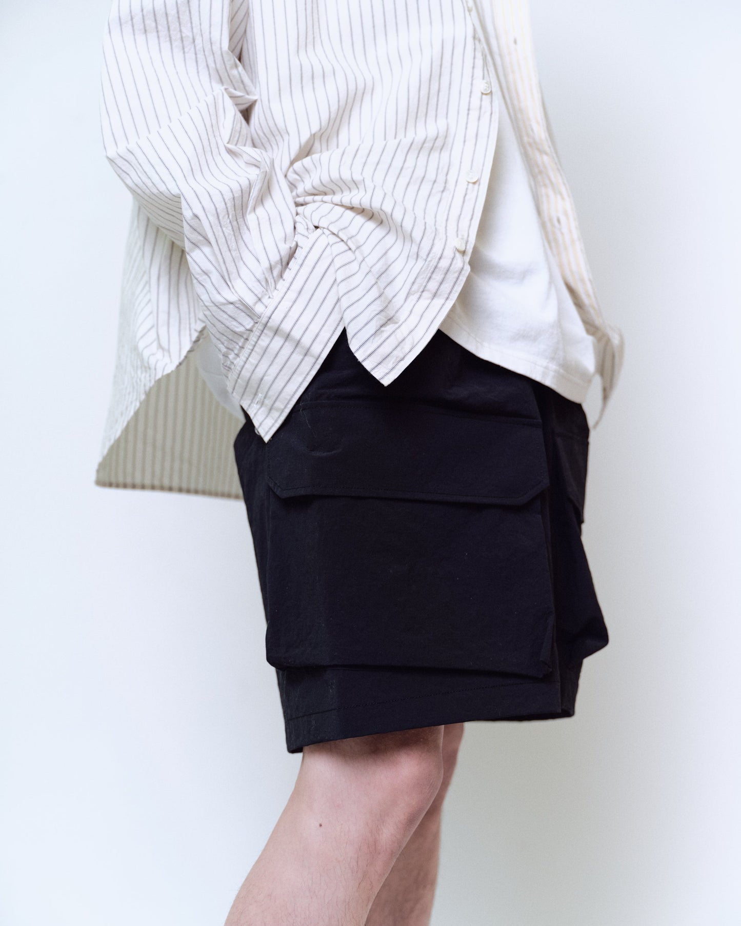 NYLON TWILL ONE TUCK CARGO SHORTS : TELE CUT