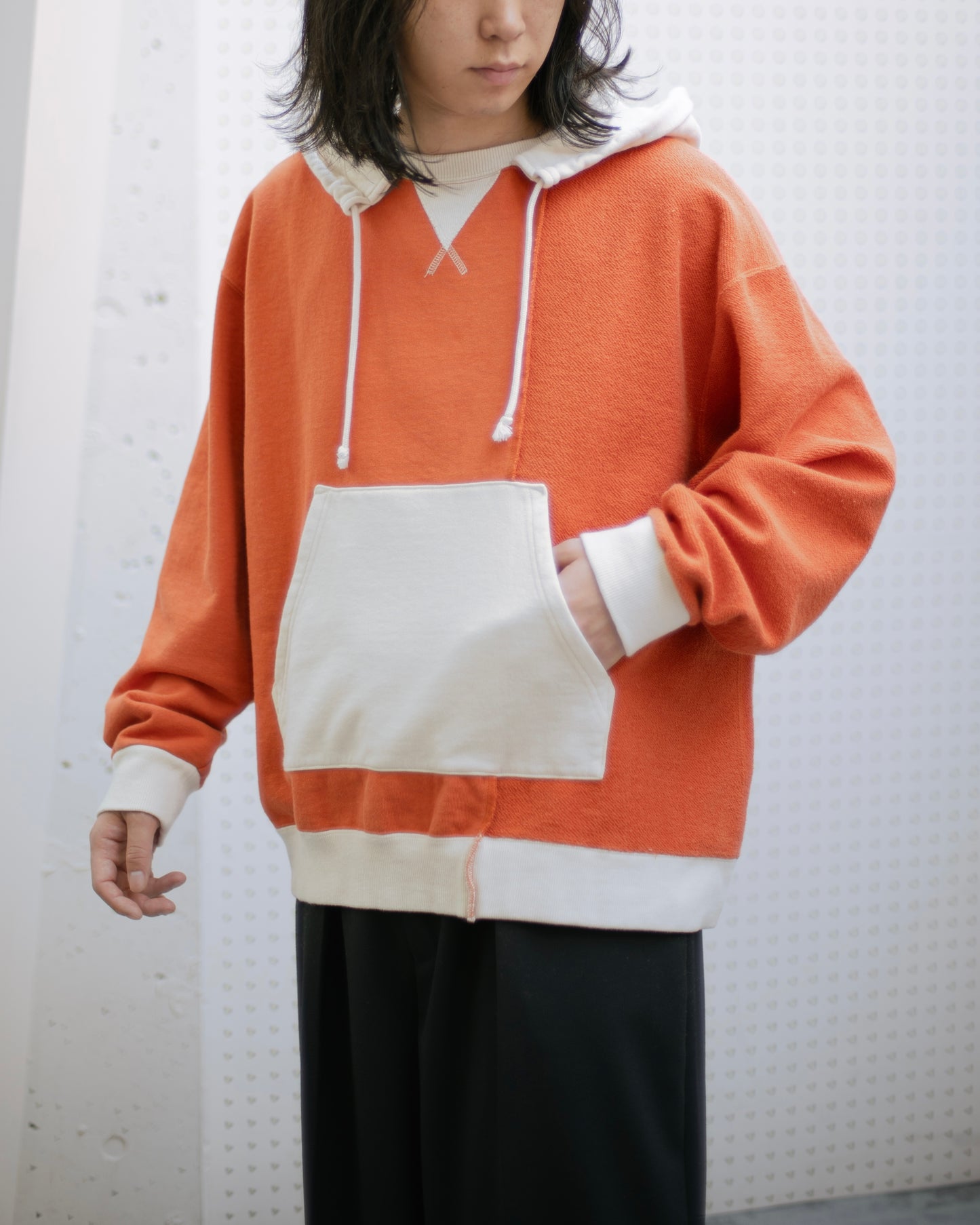 ASYMMETRIC SWITCHING HOODIE