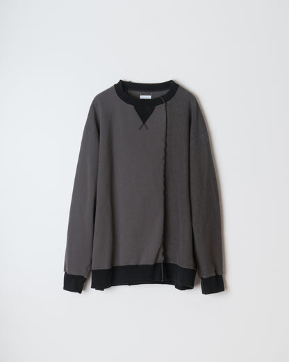 ASYMMETRIC SWITCHING SWEAT SHIRT