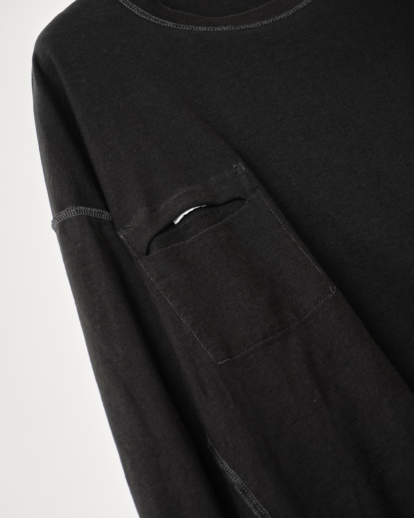 REVERSIBLE LOOSE FIT LONG SLEEVE TEE
