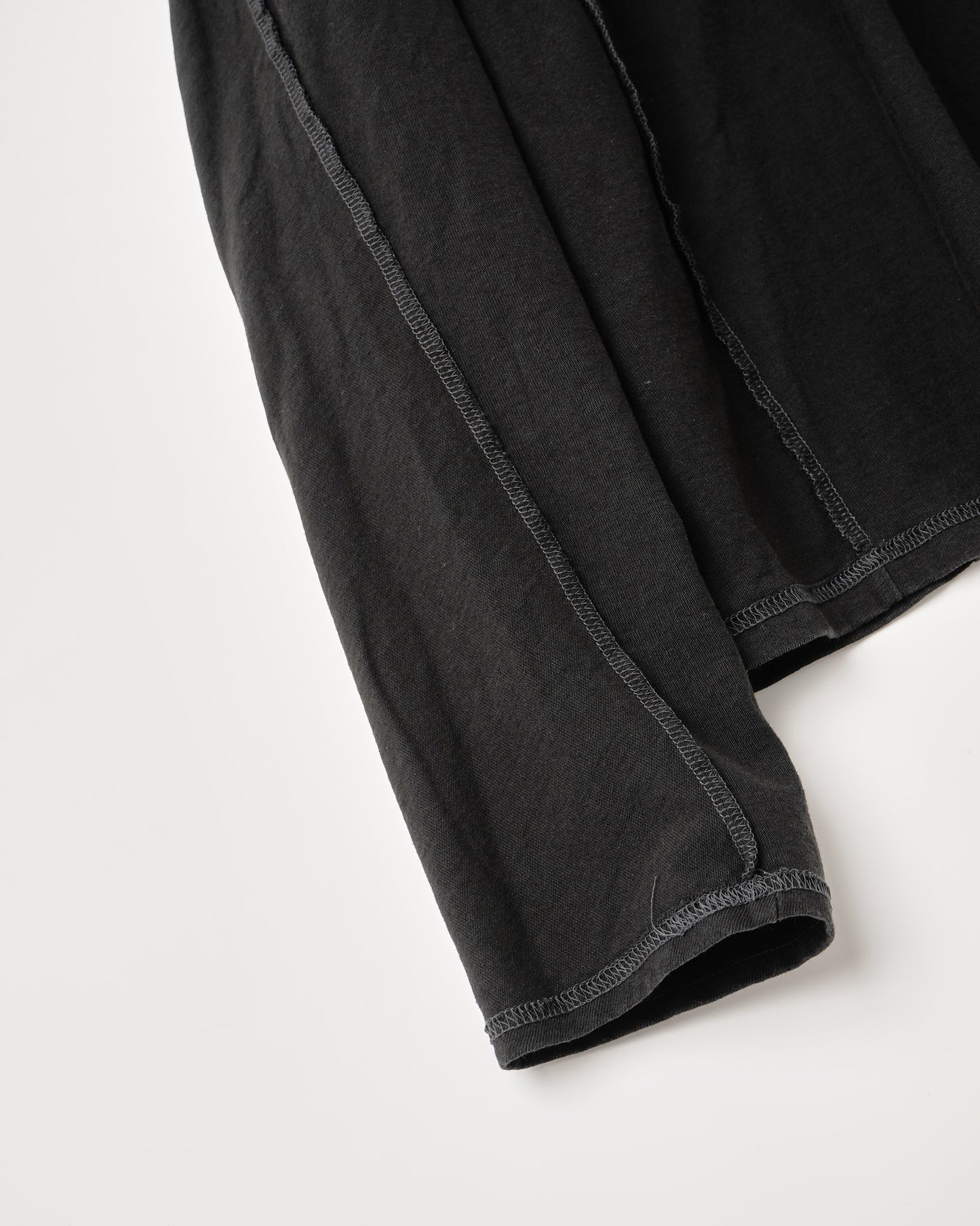 REVERSIBLE LOOSE FIT LONG SLEEVE TEE