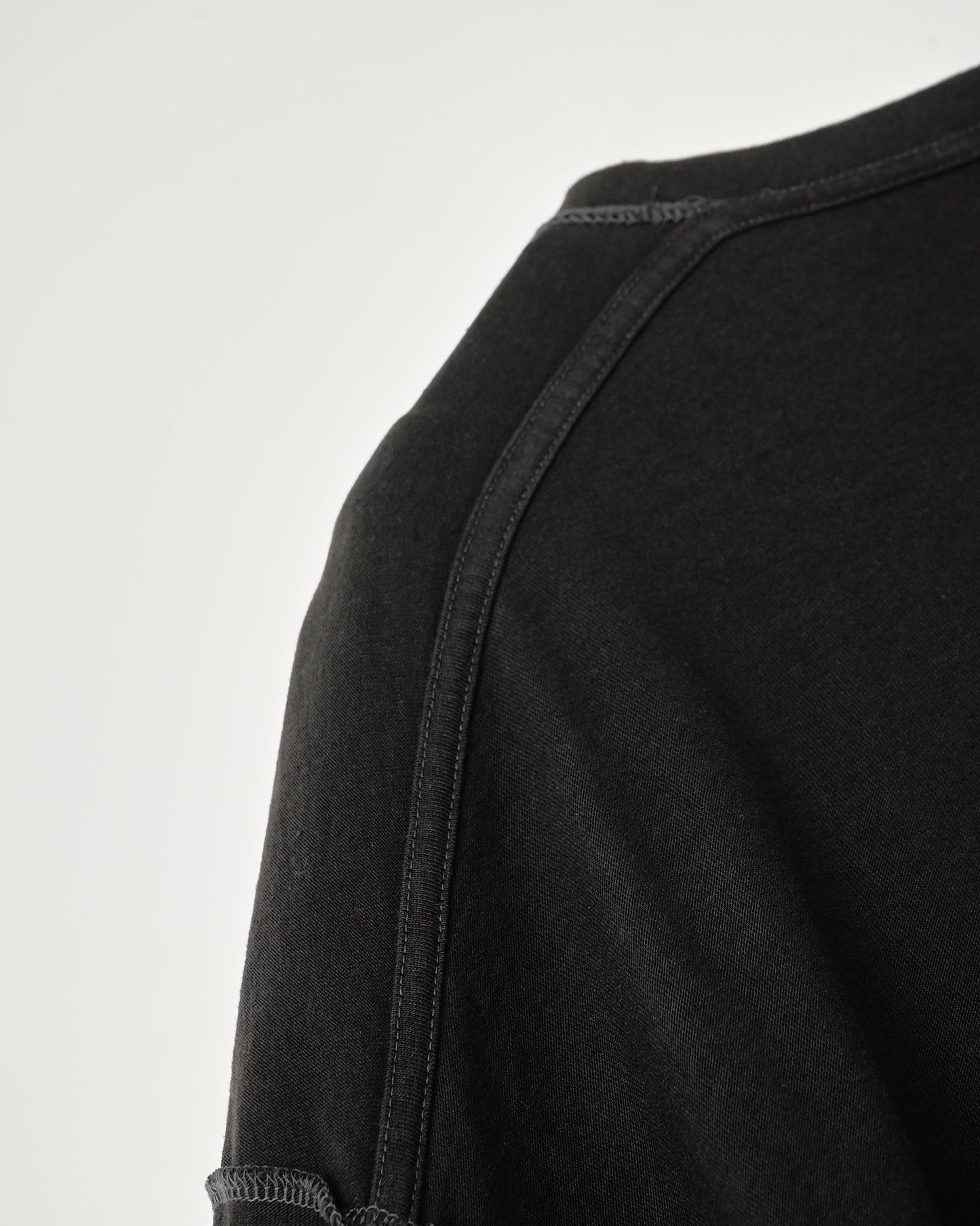 REVERSIBLE LOOSE FIT LONG SLEEVE TEE
