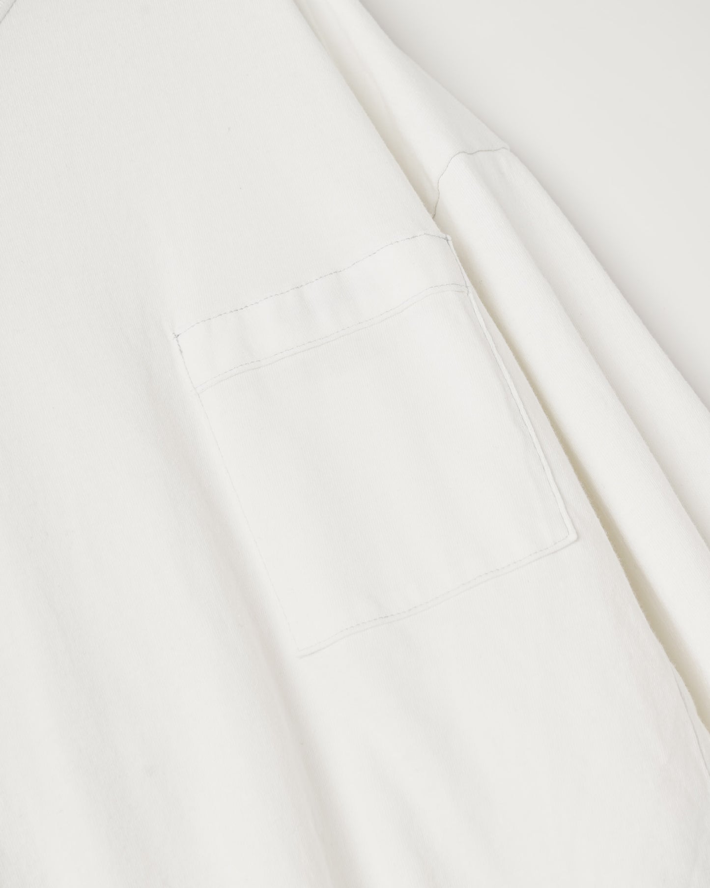 REVERSIBLE LOOSE FIT LONG SLEEVE TEE