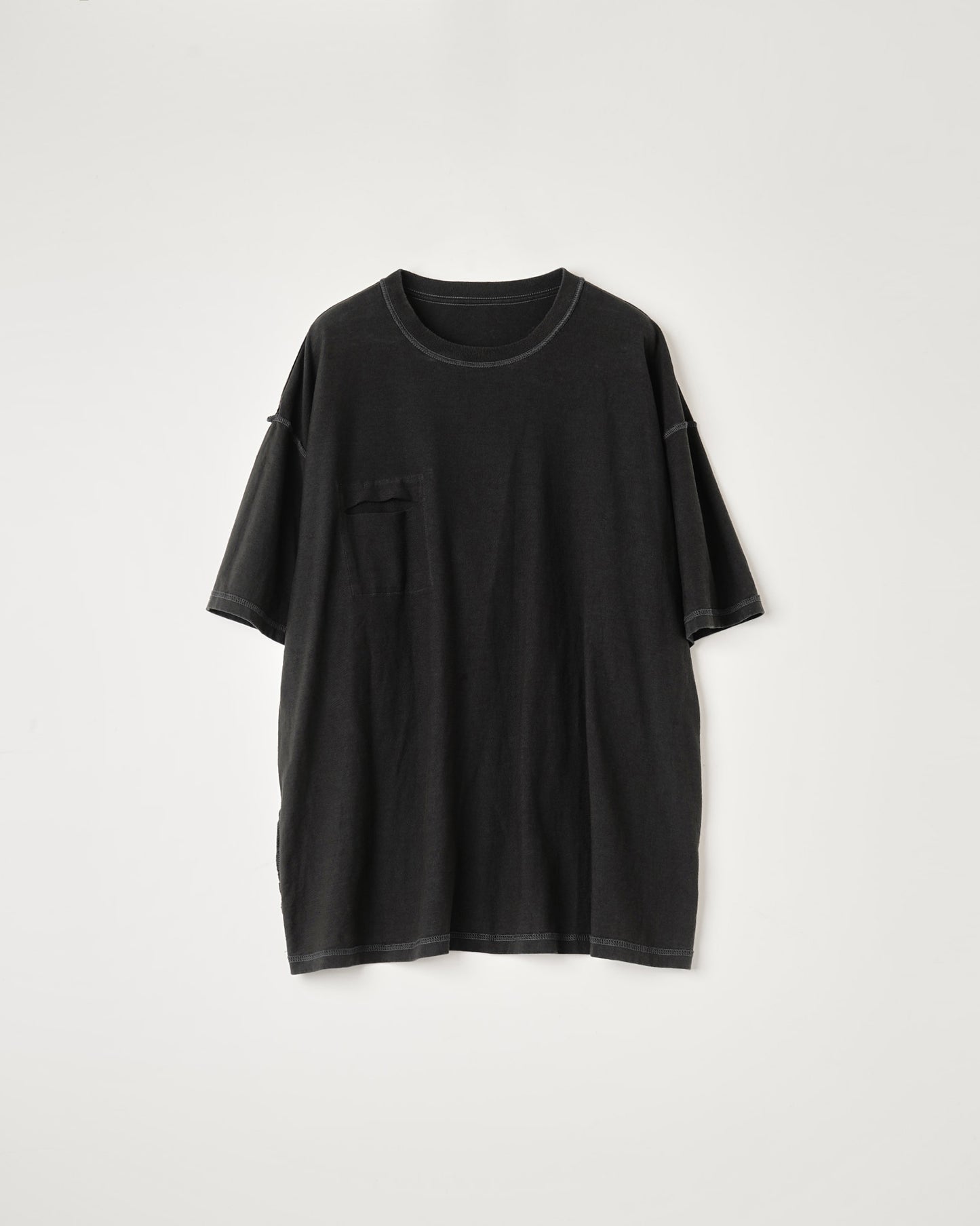 REVERSIBLE LOOSE FIT POCKET TEE