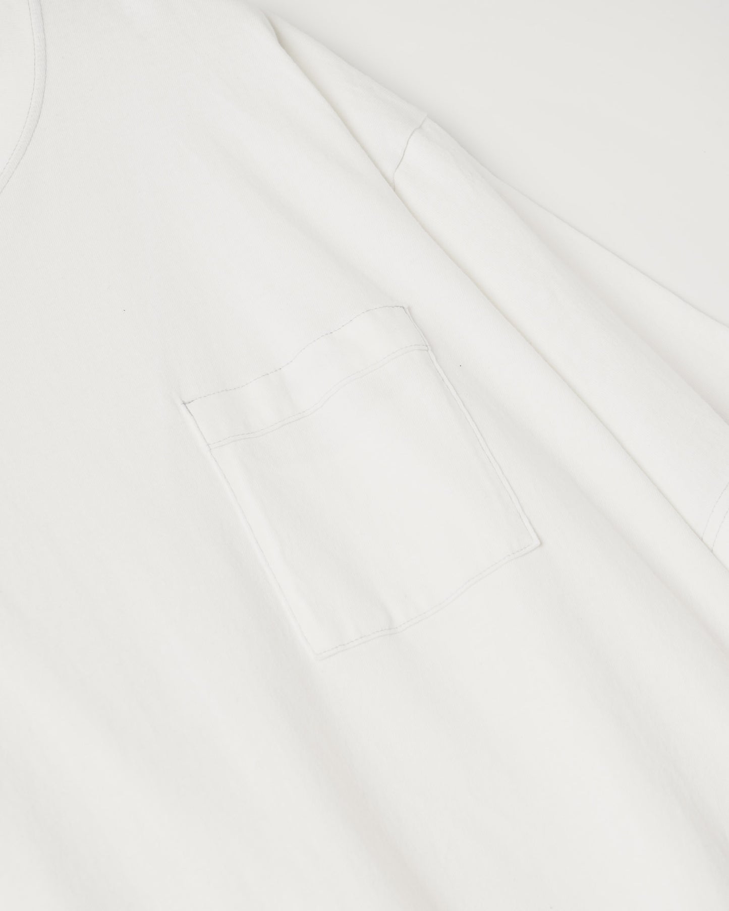 REVERSIBLE LOOSE FIT POCKET TEE