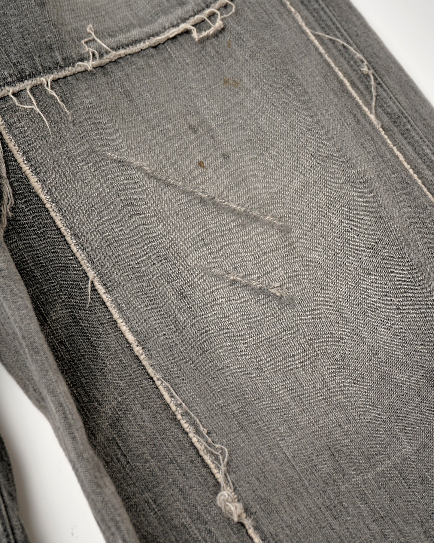 DENIM PAINTER PANTS : DISTRESSED