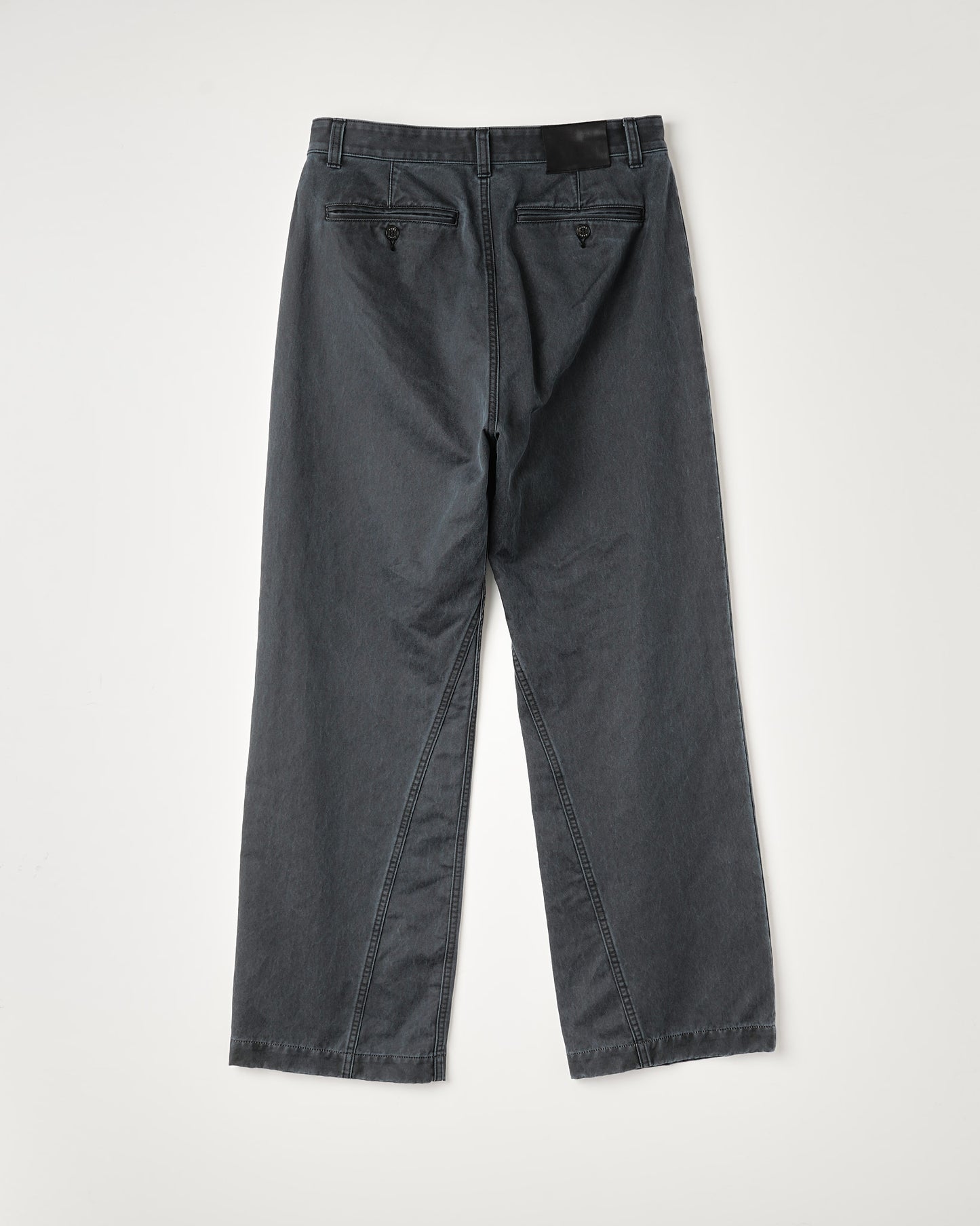 WAX COATING STRAIGHT TROUSERS : DELTA SHAPE