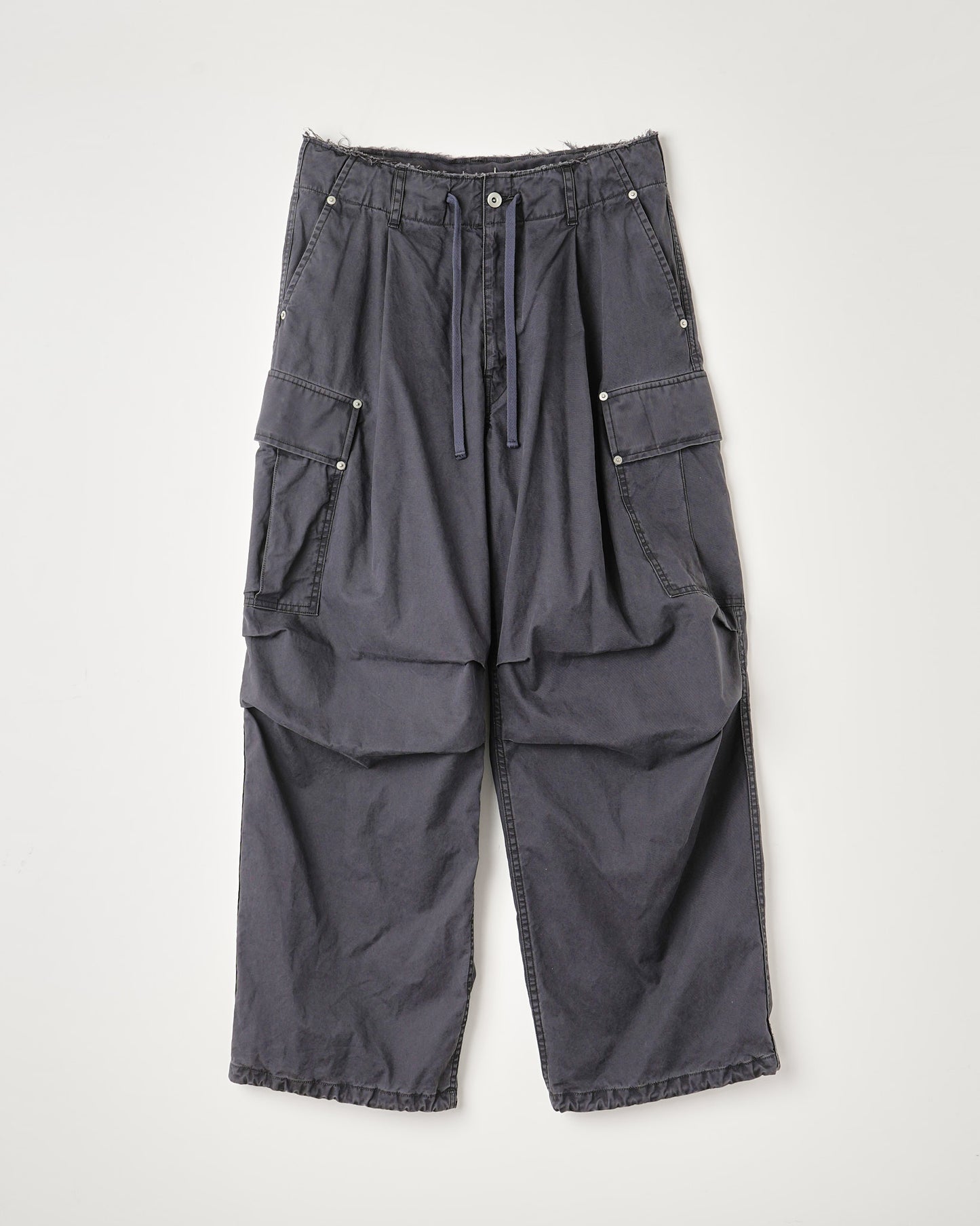 COTTON SERGE ONE TUCK CARGO PANTS : TELE CUT