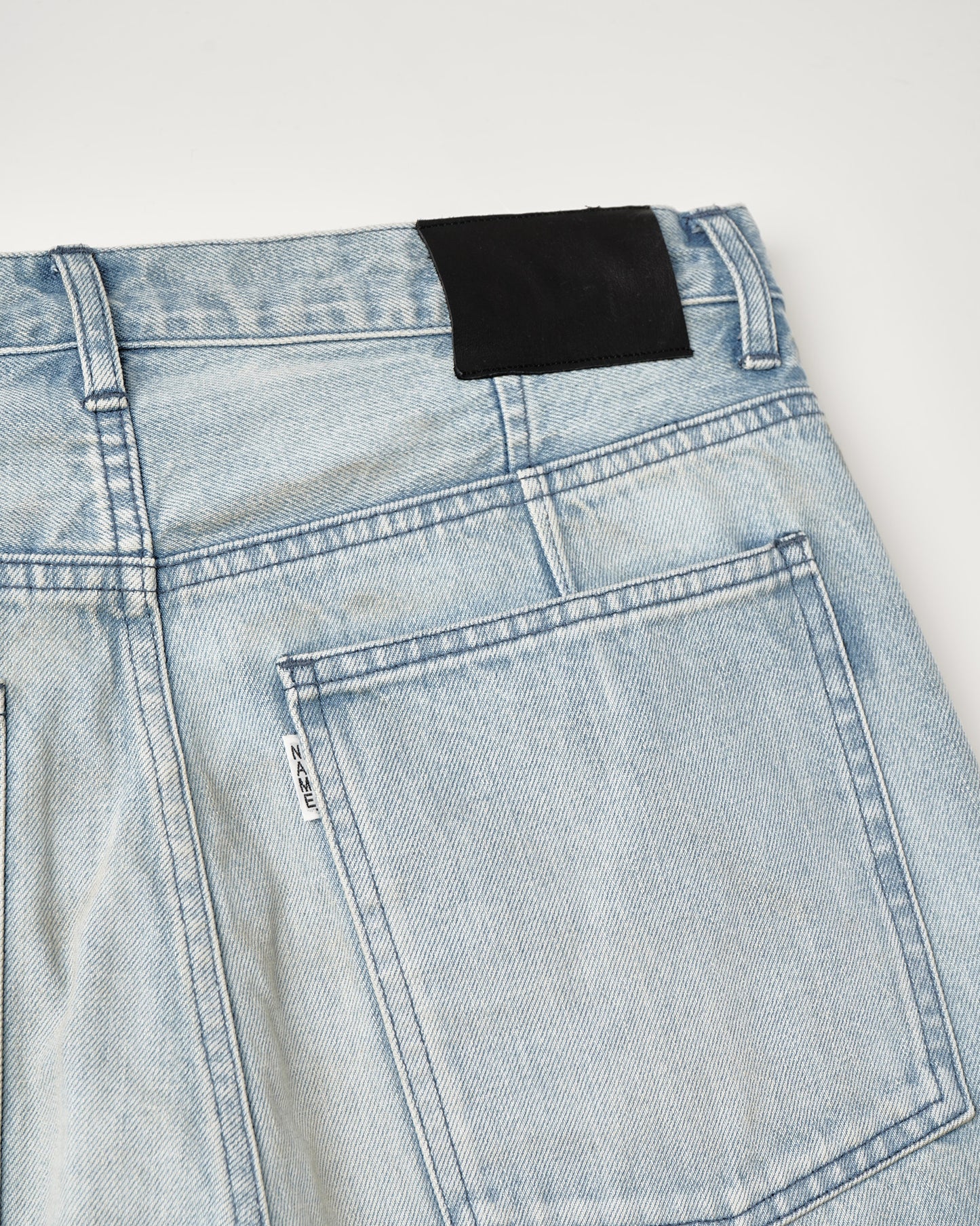 12oz DENIM STRAIGHT PINTUCK PANTS : DELTA SHAPE