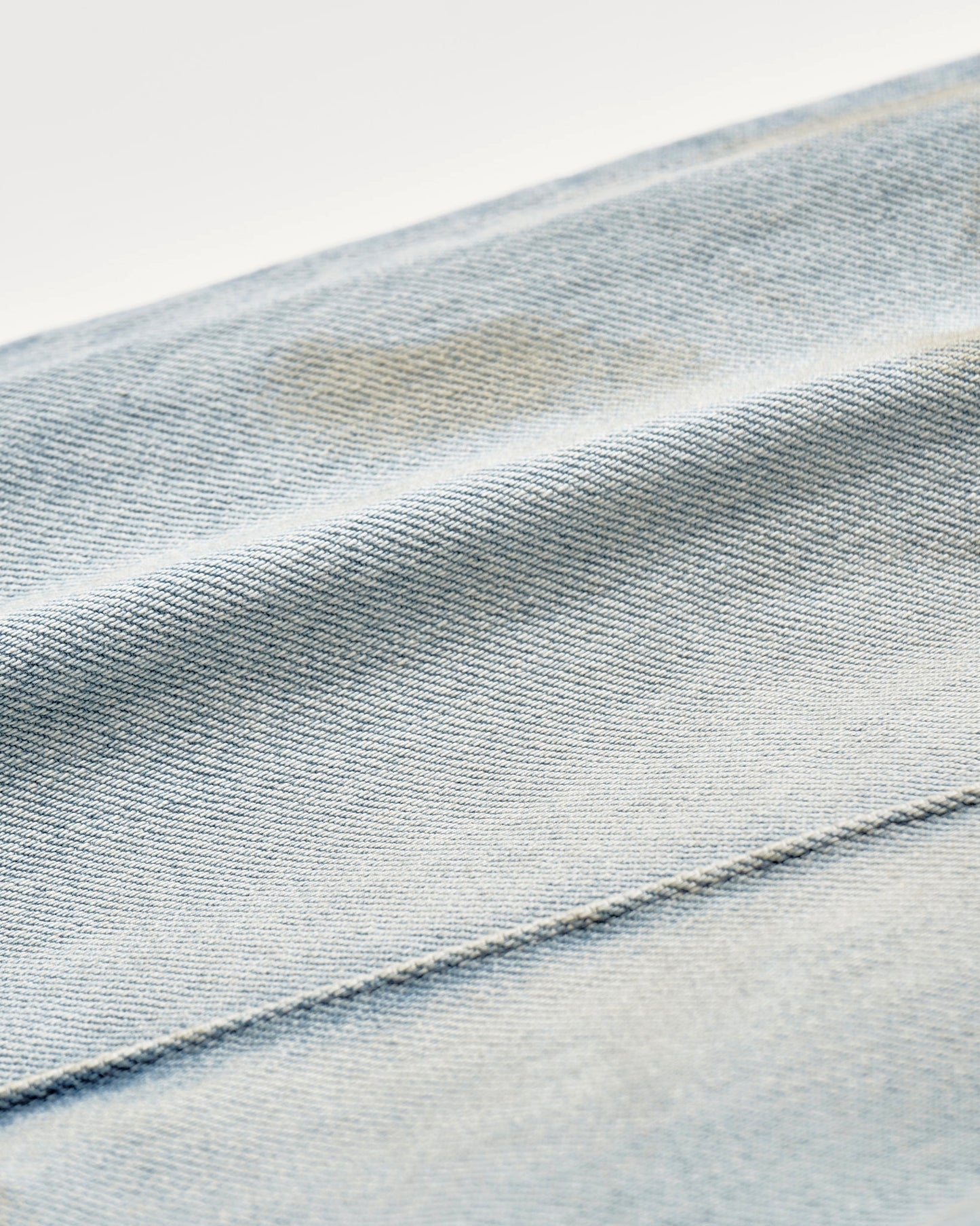 12oz DENIM STRAIGHT PINTUCK PANTS : DELTA SHAPE